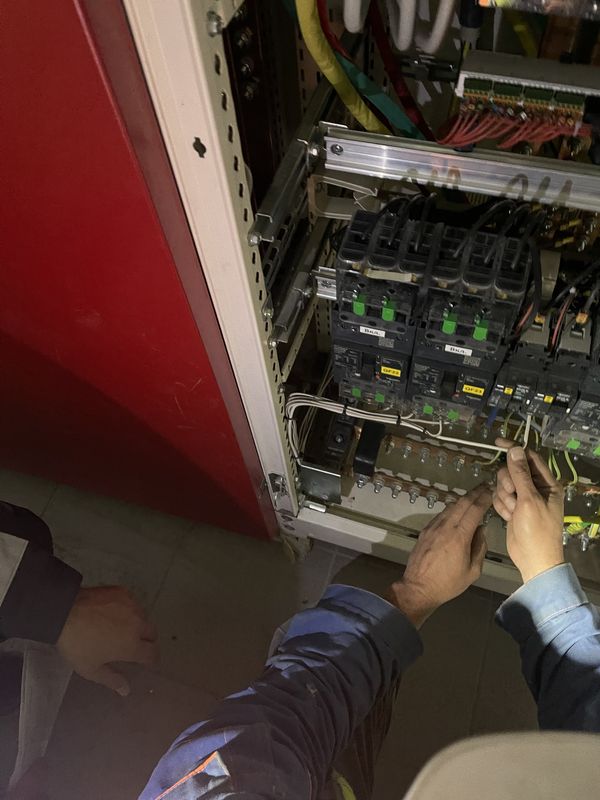 Wiring a fire safety systems switchboard